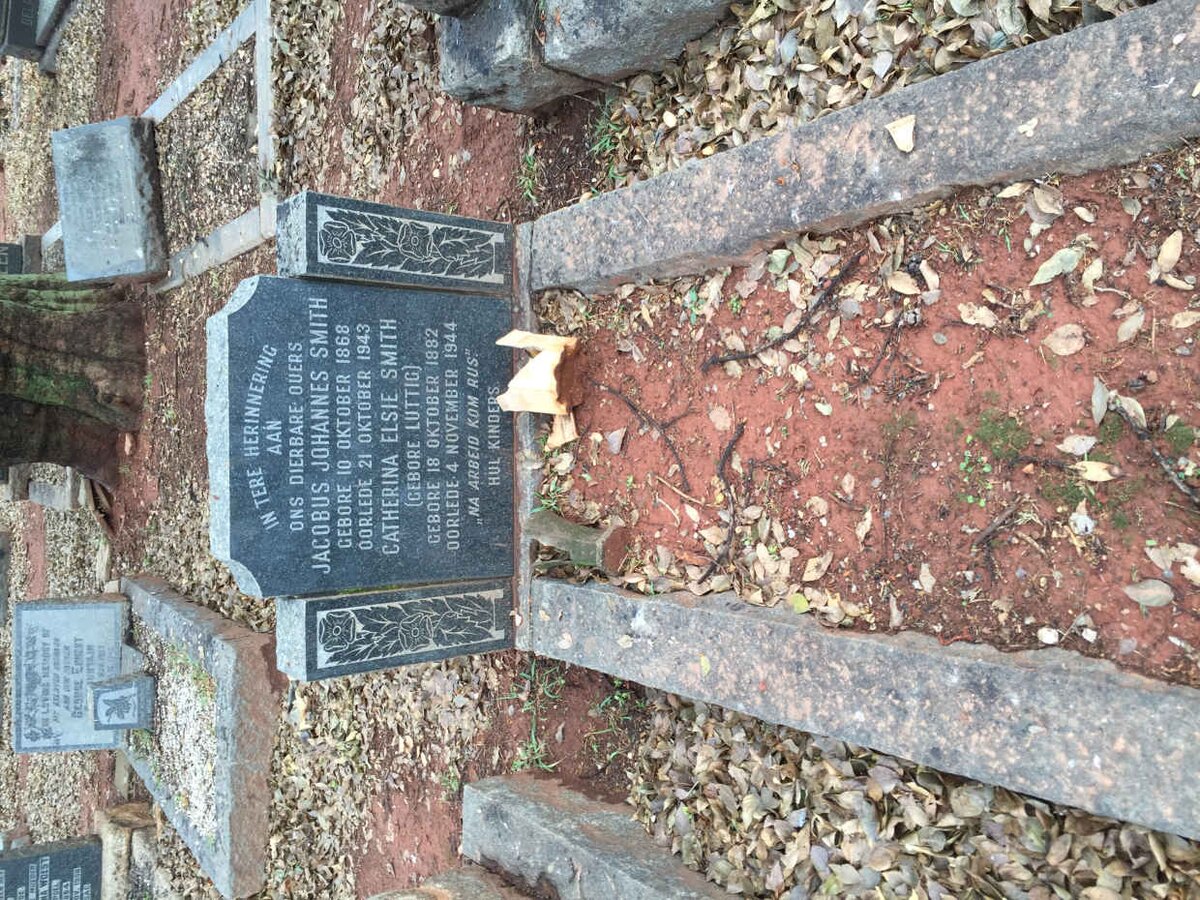 SMITH Jacobus Johannes 1868-1943 &amp; Catherina Elsie LUTTIG 1882-1944