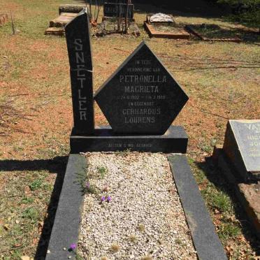 SNETLER Gerhardus Lourens &amp; Petronella Magrieta 1902-1959