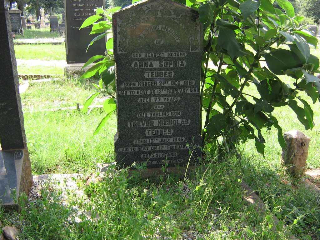 TEUBES Anna Sophia 1891-1968 :: TEUBES Trevor Nicholas  1945-1967