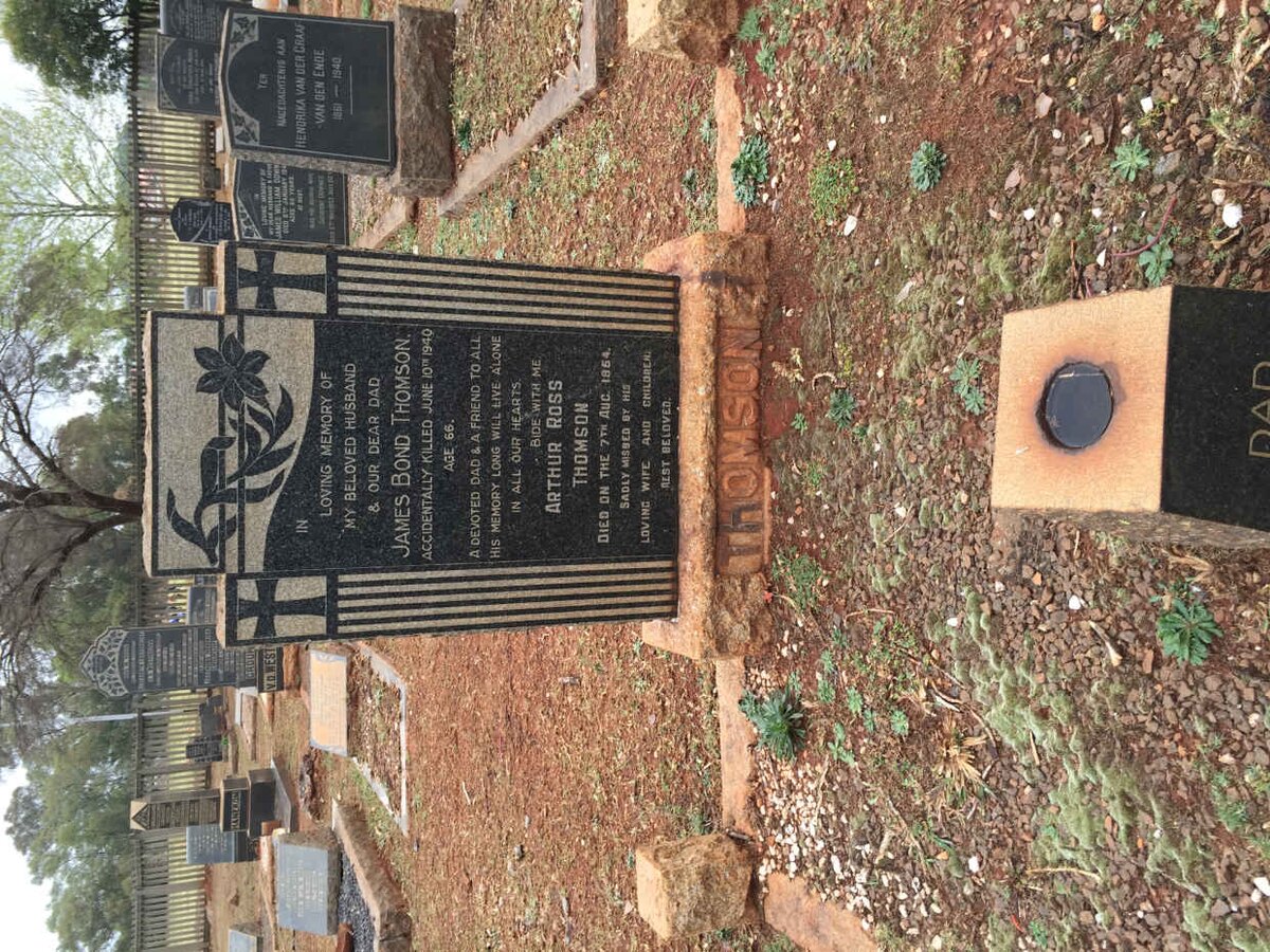 THOMSON James Bond -1940 :: THOMSON Arthur Ross -1954