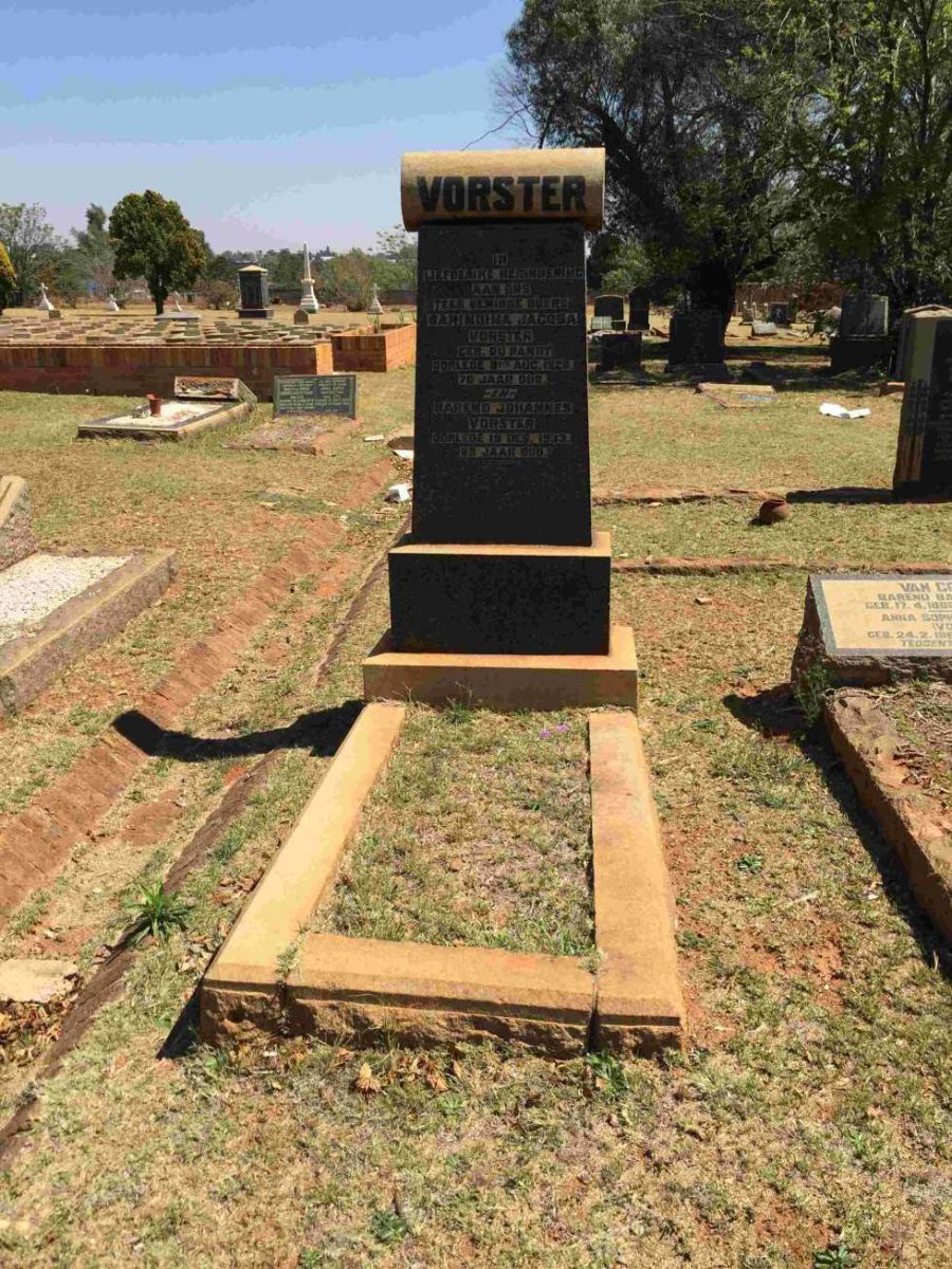 VORSTER Barend Johannes -1933 &amp; Barendina Jacoba DU RANDT -1928