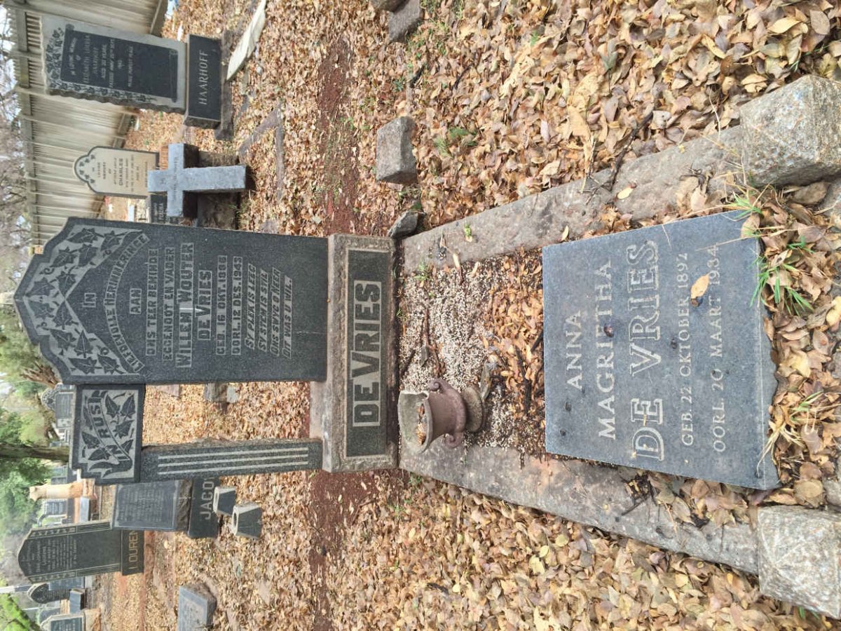 VRIES Willem Wouter, de 1896-1943 &amp; Anna Magrietha 1892-1984