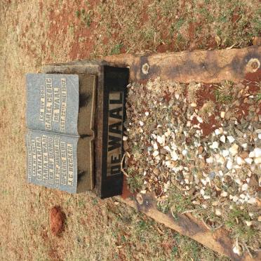 WAAL Carel Georg, de -1902 &amp; Catharina Maria Mc DERMID -1900