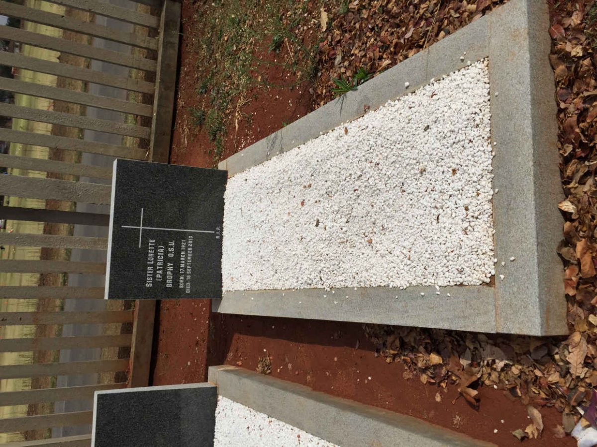 BROPHY Lorette Patricia 1921-2013