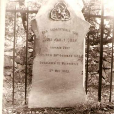 Gauteng, KRUGERSDORP, Lewisham / Witpoortje, Old graves