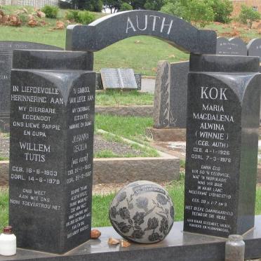 AUTH Willem Tutis 1903-1979 &amp; Johanna Cecilia ROOS 1902-1967 :: KOK Maria Magdalena Alwina nee AUTH 1926-1978