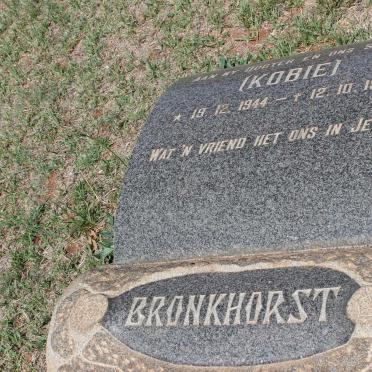 BRONKHORST Kobie 1944-1969