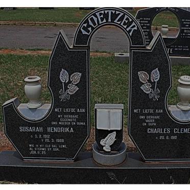 COETZER Charles Clement 1910- &amp; Susarah Hendrika 1912-1988