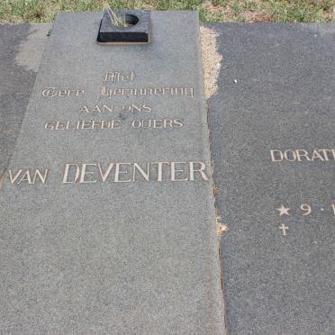 DEVENTER Gert, van 1913-1971 &amp; Dorathea 1925-
