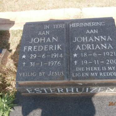 ESTERHUIZEN Johan Frederik 1914-1976 &amp; Johanna Adriana 1921-2001