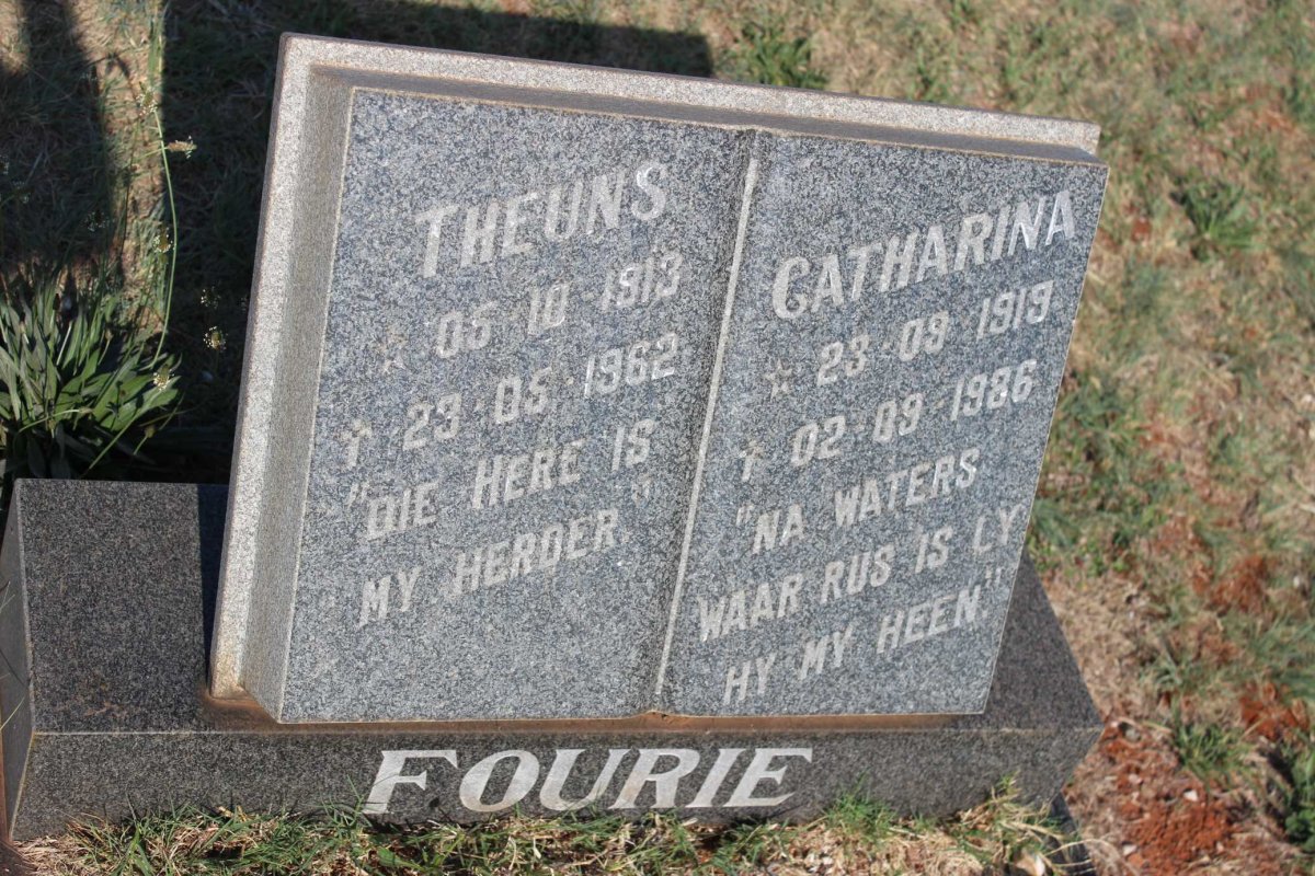 FOURIE Theuns 1913-1962 &amp; Catharina 1919-1986