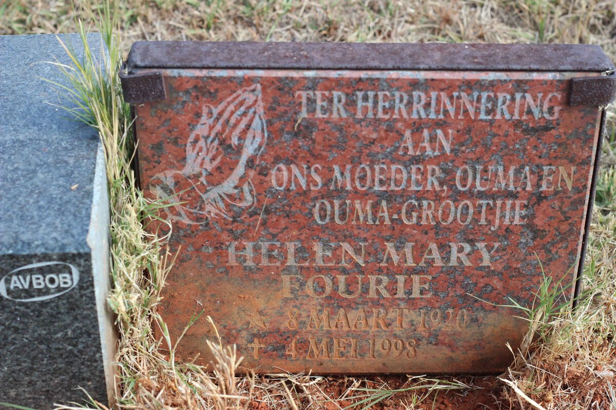 FOURIE Helen Mary 1920-1998