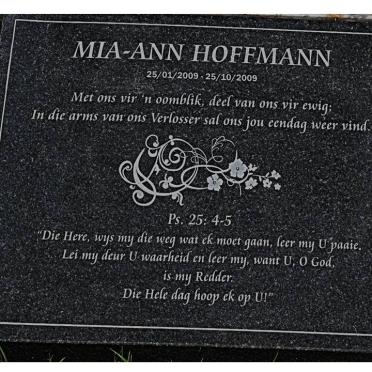 HOFFMANN Mia-Ann 2009-2009