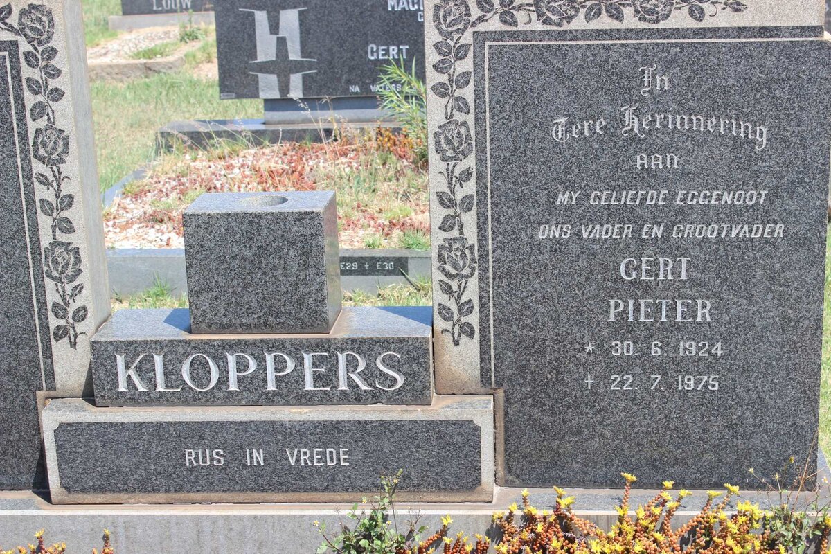 KLOPPERS Gert Pieter 1924-1975 &amp; Debora Johanna 1930-1971