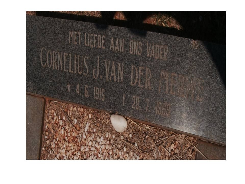 MERWE Cornelius J., van der 1916-1969