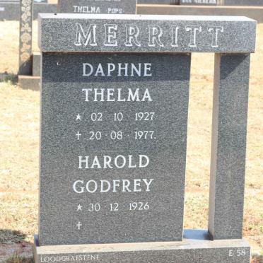 MERRITT Harold Godfrey 1926- &amp; Daphne Thelma 1927-1977