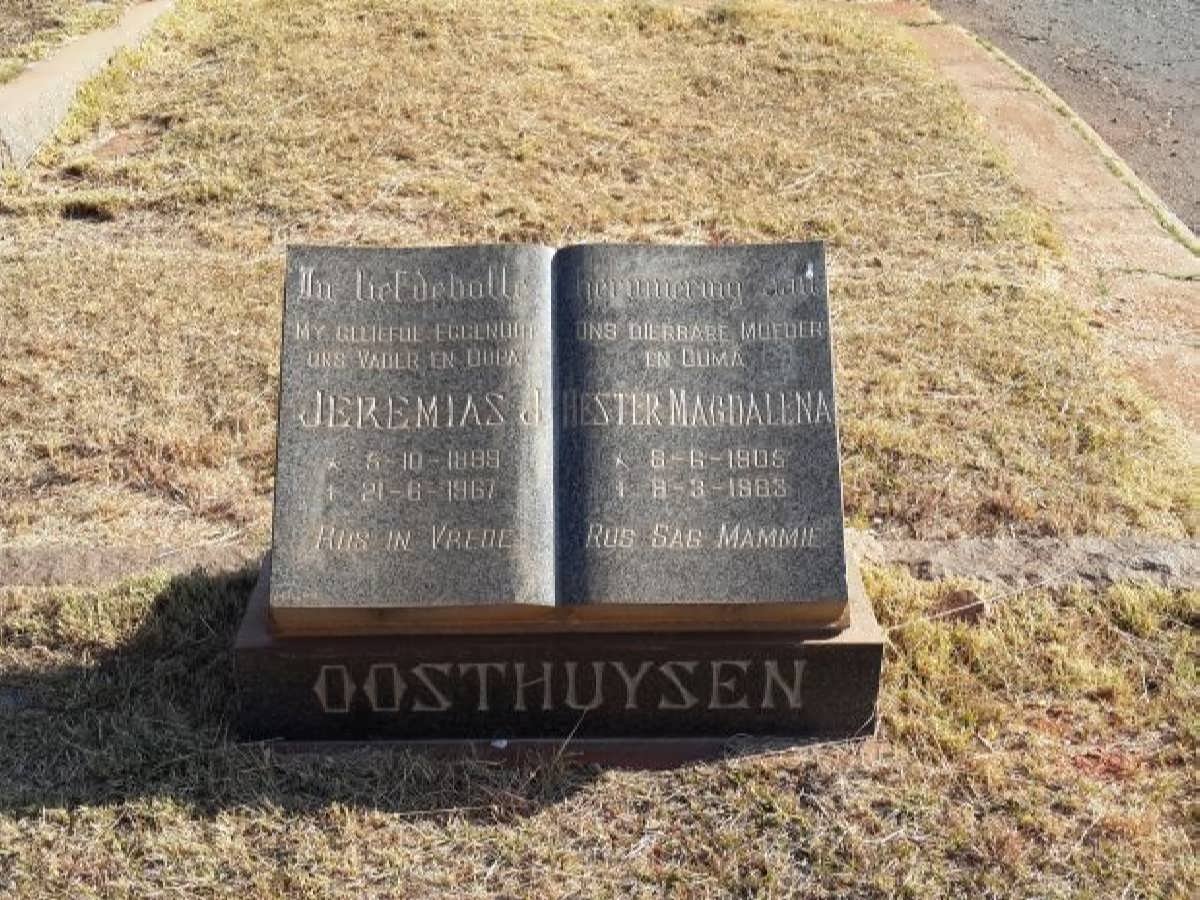OOSTHUYSEN Jeremias J. 1899-1967 &amp; Hester Magdalena 1905-1983