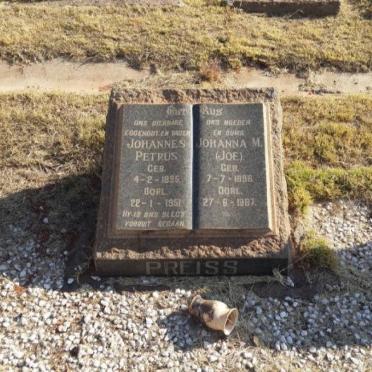 PREISS Johannes Petrus 1895-1951 &amp; Johanna M. 1896-1987