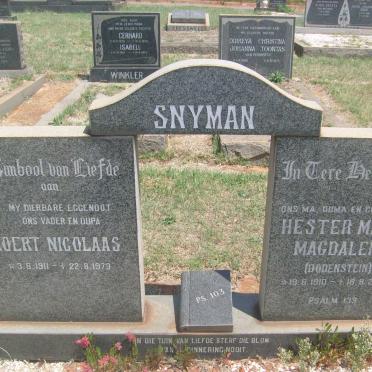 SNYMAN Koert Nicolaas 1911-1973 &amp; Hester Maria Magdalena BODENSTEIN 1910-2007