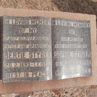 STYGER Bertie 1893-1959 &amp; Sophie 1901-1986