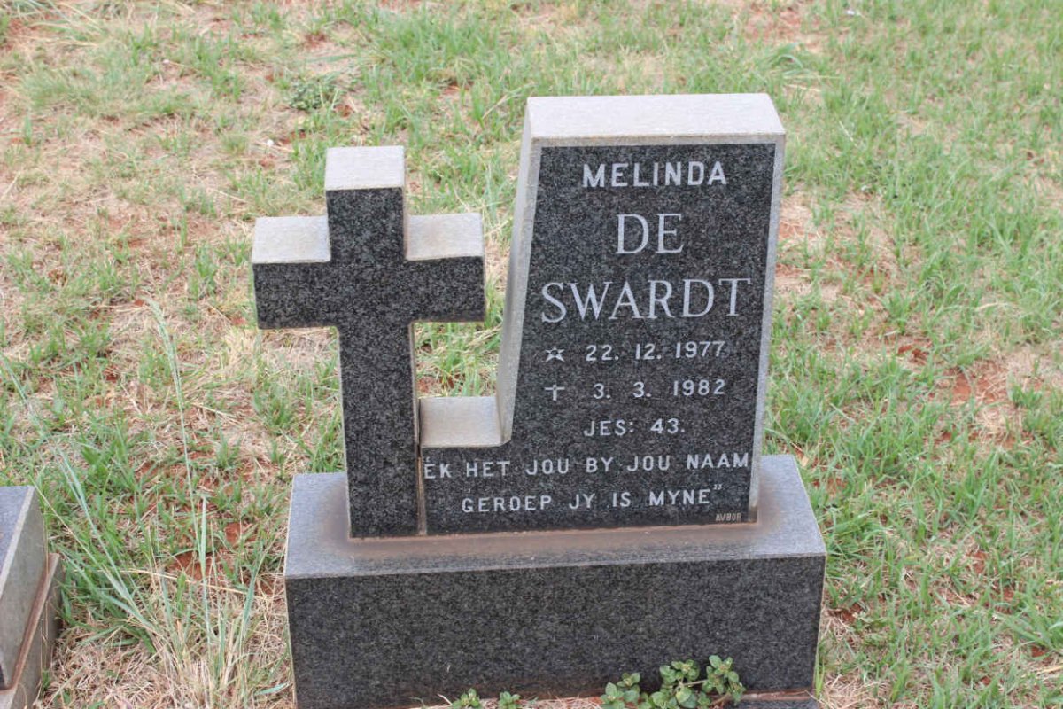 SWARDT Melinda, de 1977-1982