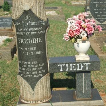 TIEDT Freddie 1921-1966