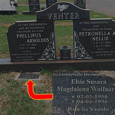 VENTER Phillipus Arnoldus 1926-1983 &amp; Petronella A.C. 1930-1992 :: WOLFAARDT Elsie Susara Magdalena 1950-1996