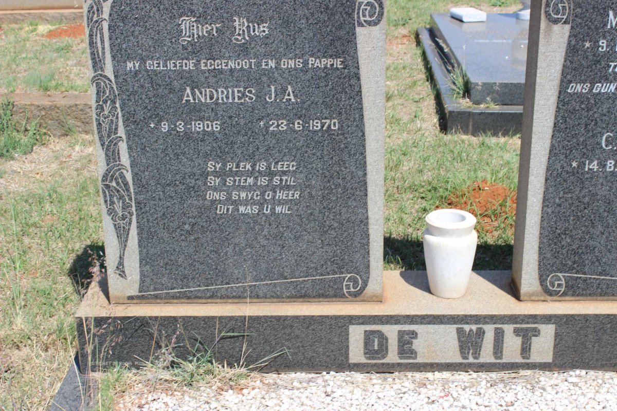 WIT Andries J.A., de 1906-1970 :: WIT C.S.C., de 1911-1978 :: DE WIT Maloney 1945-1973