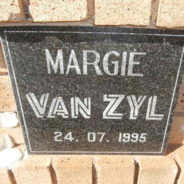ZYL Margie, van -1995