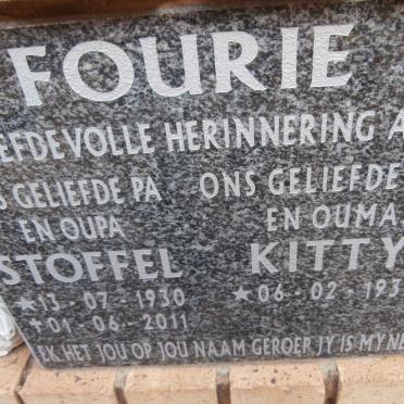 FOURIE Stoffel 1930-2011 &amp; Kitty 1936-