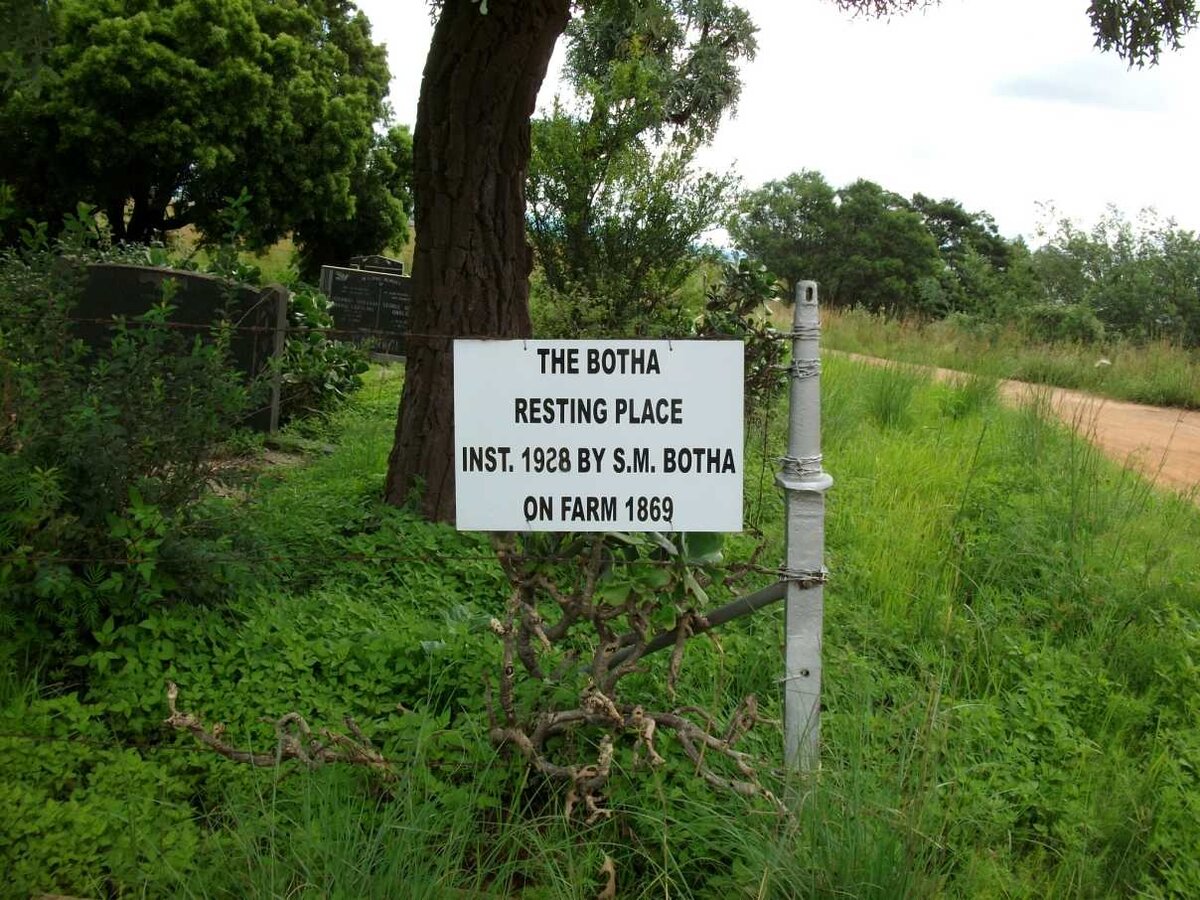 05. Entrance to the Botha Resting place