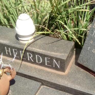 HEERDEN Stephanus Johannes, van 1895-1973 &amp; Elizabeth Johanna 1903-1990