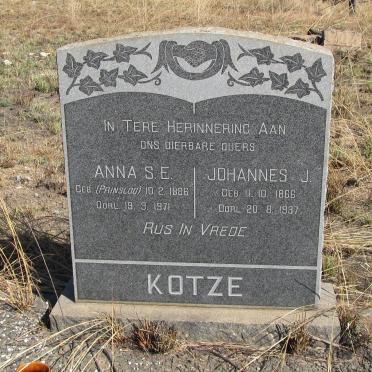 KOTZE Johannes J. 1866-1937 &amp; Anna S.E. PRINSLOO 1886-1971