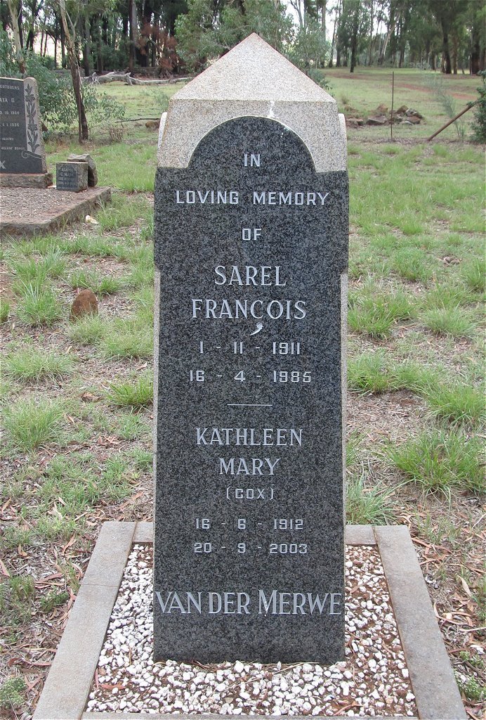 MERWE Sarel Francois, van der 1911-1985 &amp; Kathleen Mary COX 1912-2003