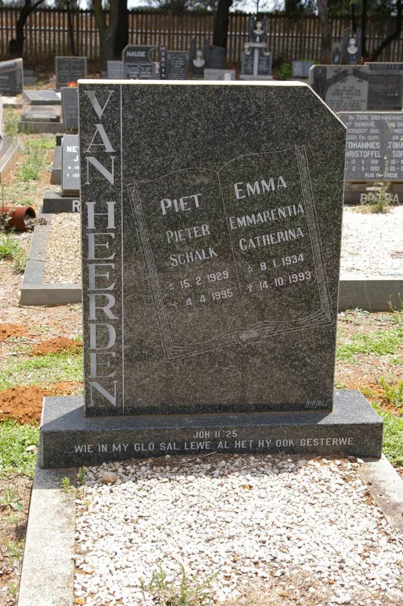 HEERDEN Pieter Schalk, van 1929-1995 &amp; Emmarentia Catherina 1934-1993
