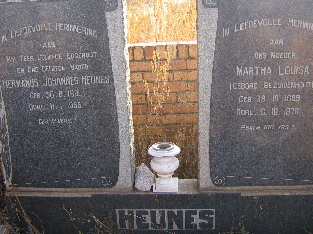 HEUNES Hermanus Johannes 1881-1955 &amp; Martha Louisa BEZUIDENHOUT 1889-1978