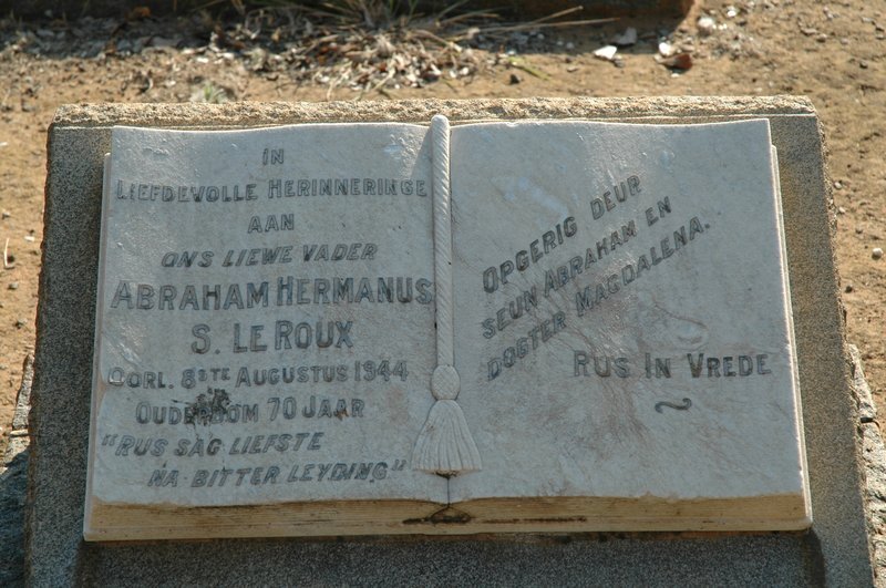 ROUX Abraham Hermanus S., le  -1944 