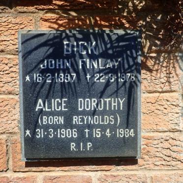 DICK John Finlay 1897-1978 &amp; Alice Dorothy REYNOLDS 1906-1984