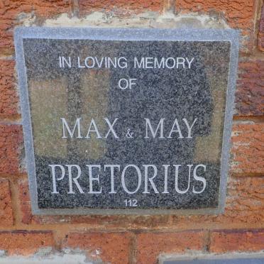 PRETORIUS Max &amp; May