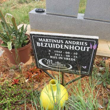 BEZUIDENHOUT Martinus Andries 1942-2021