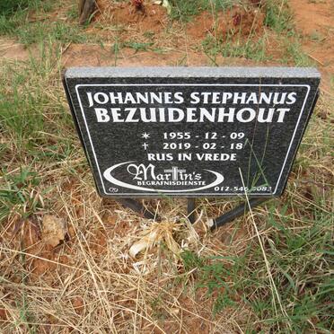 BEZUIDENHOUT Johannes Stephanus 1955-2019