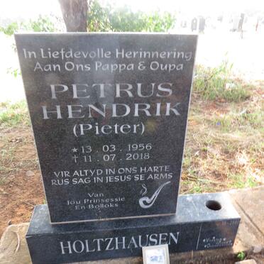 HOLTZHAUSEN Petrus Hendrik 1956-2018