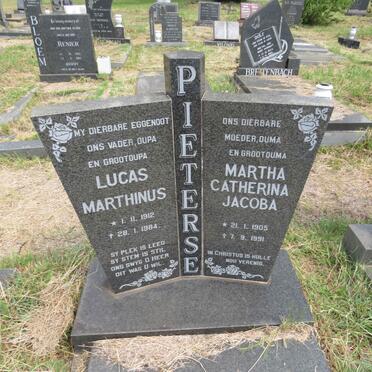 PIETERSE Lucas Marthinus 1912-1984 & Martha Catherina Jacoba 1905-1991