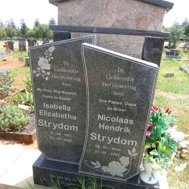 STRYDOM Nicolaas Hendrik 1944-2021 & Isabella Elizabetha 1952-2020