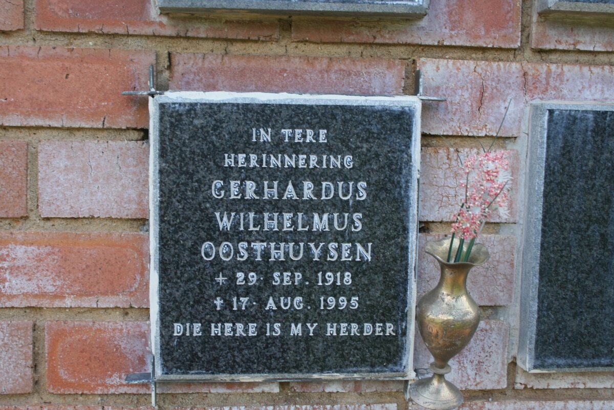 OOSTHUYSEN Gerhardus Wilhelmus 1918-1995