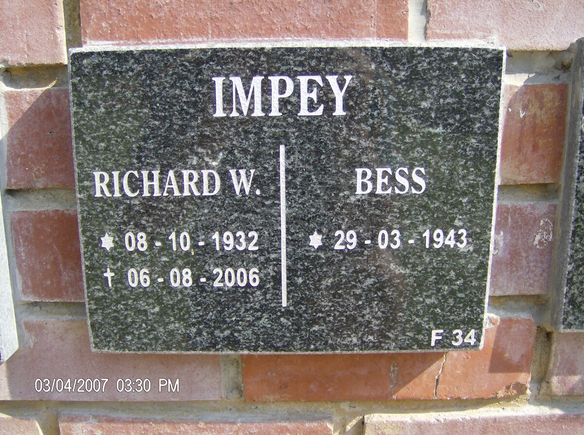 IMPEY Richard W. 1932-2006 &amp; Bess 1943-