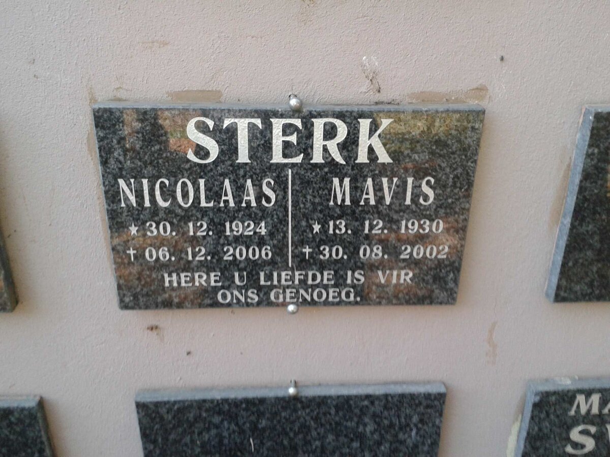STERK Nicolaas 1924-2006 &amp; Mavis 1930-2002