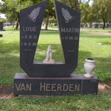 HEERDEN Martin, van 1932- &amp; Louie 1932-1985
