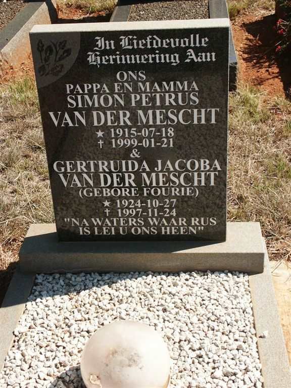 MESCHT Simon Petrus, van der 1915-1999 &amp; Gertruida Jacoba FOURIE 1924-1997