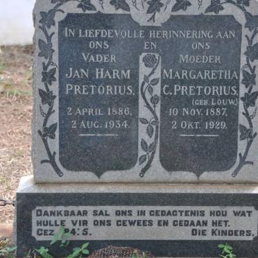 PRETORIUS Jan Harm 1886-1934 &amp; Margaretha C. LOUW 1887-1929
